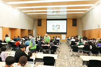 日立ソリューションズ